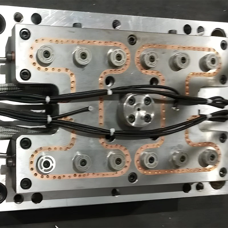 info-1-1 Hot runner system plate-4